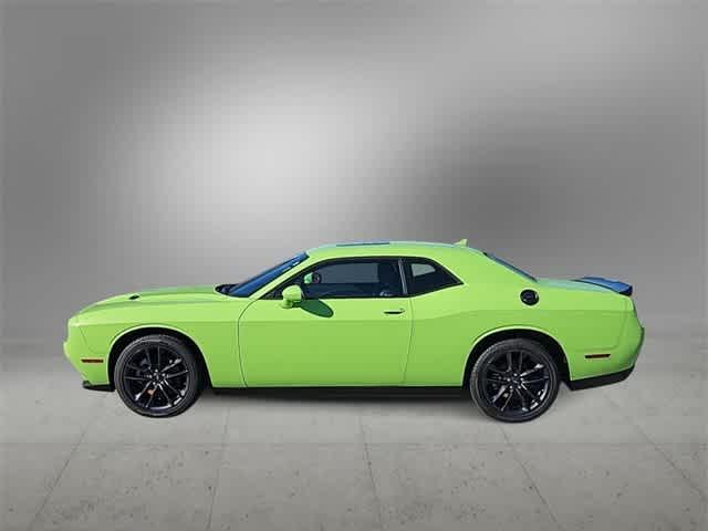 2023 dodge challenger sxt