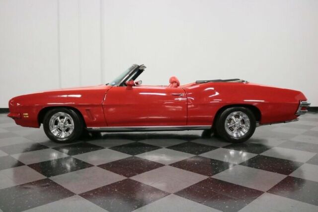 very sharp convertible! 400 v8, auto, power steer/brakes/top, clean, gr8 colors!