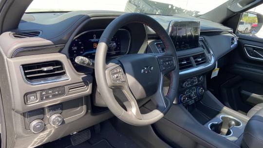 new 2024 chevrolet suburban rst rwd