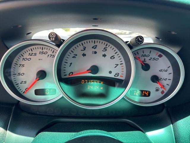 2004 porsche boxster base