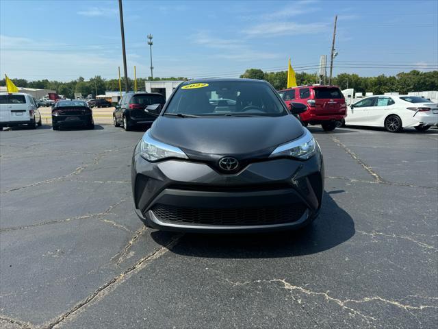 2022 toyota c-hr xle
