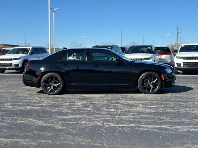 2023 chrysler 300 s