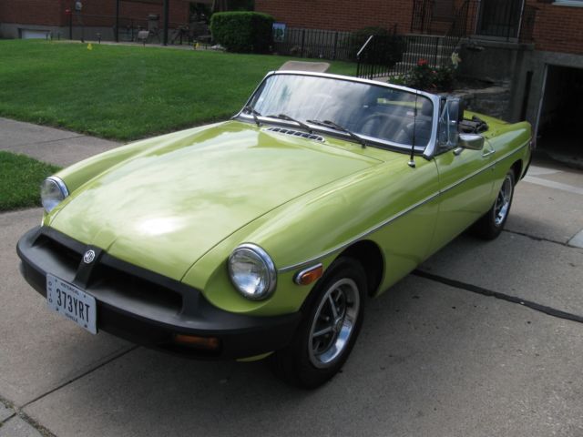 1975 mgb roadster convertible.good driver, great summer fun cruiser