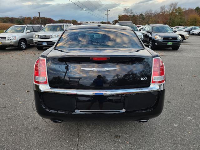 2013 chrysler 300 s