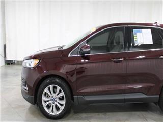 2019 Ford Edge titanium