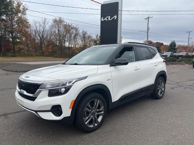2022 kia seltos s