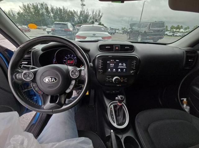 2019 kia soul +