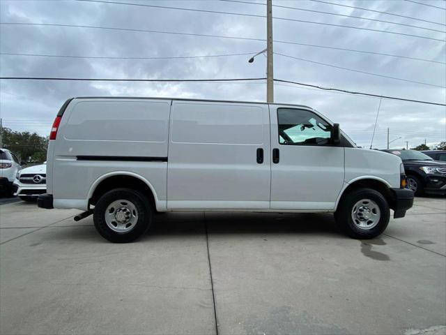 2021 chevrolet express 2500 regular van 3d