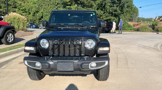 2023 Jeep Gladiator