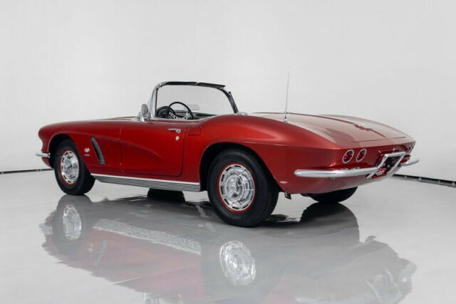 1962 chevrolet corvette convertible fuelie numbers matching 327/360hp 4 speed