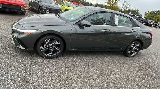 2024 Hyundai Elantra