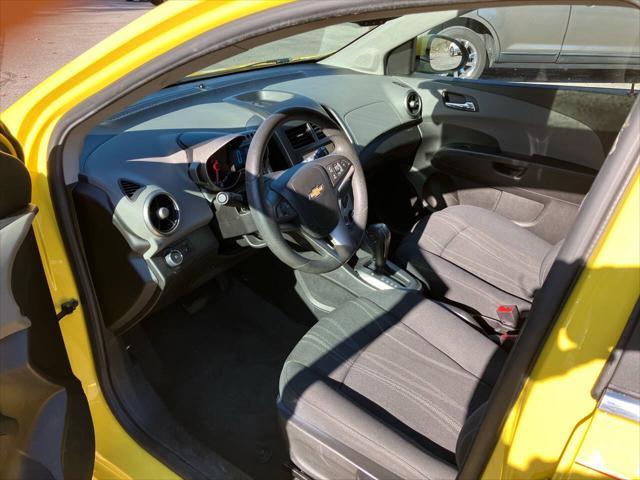 2016 chevrolet sonic lt