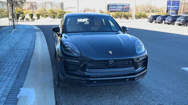 2024 porsche macan t