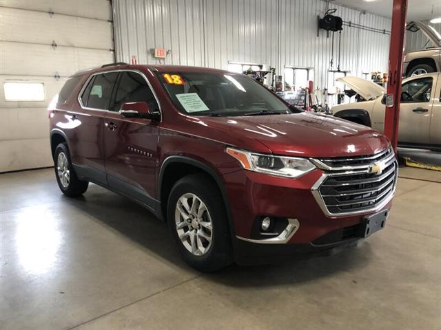 2018 chevrolet traverse lt cloth