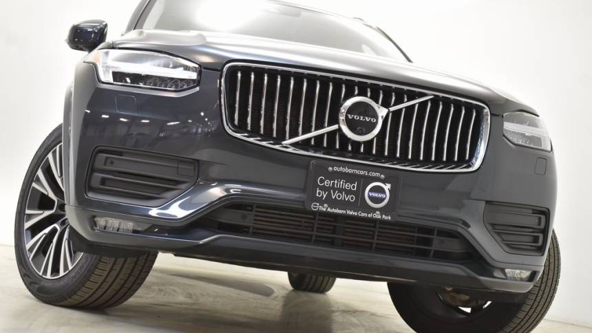 2022 volvo xc90 t6 momentum 7-passenger