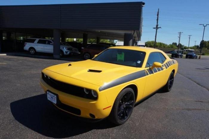 2017 dodge challenger sxt sxt 2dr coupe for sale in fort rice, north dakota