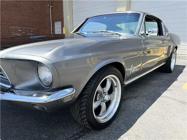 1968 ford mustang fastback v8 5 speed manual