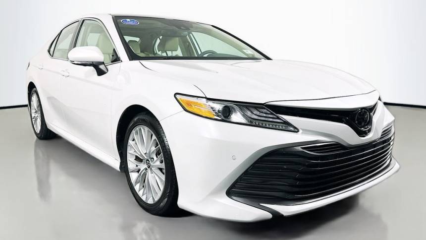 2020 toyota camry xle