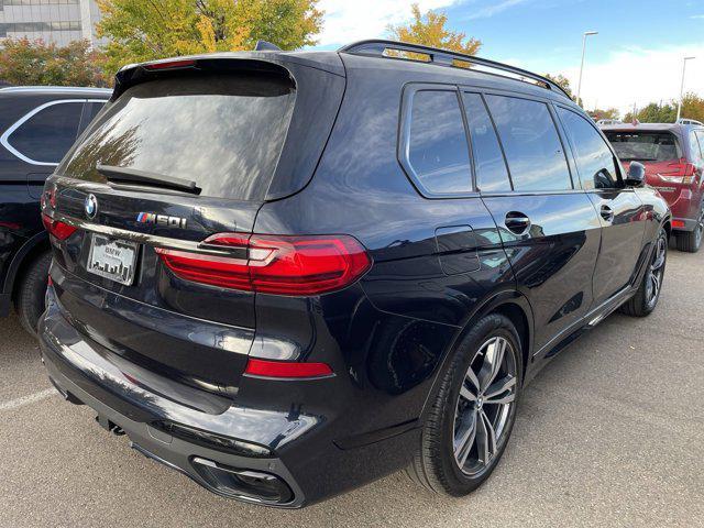 2022 bmw x7 m50i