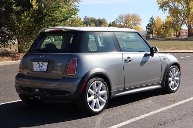 2004 mini cooper s base