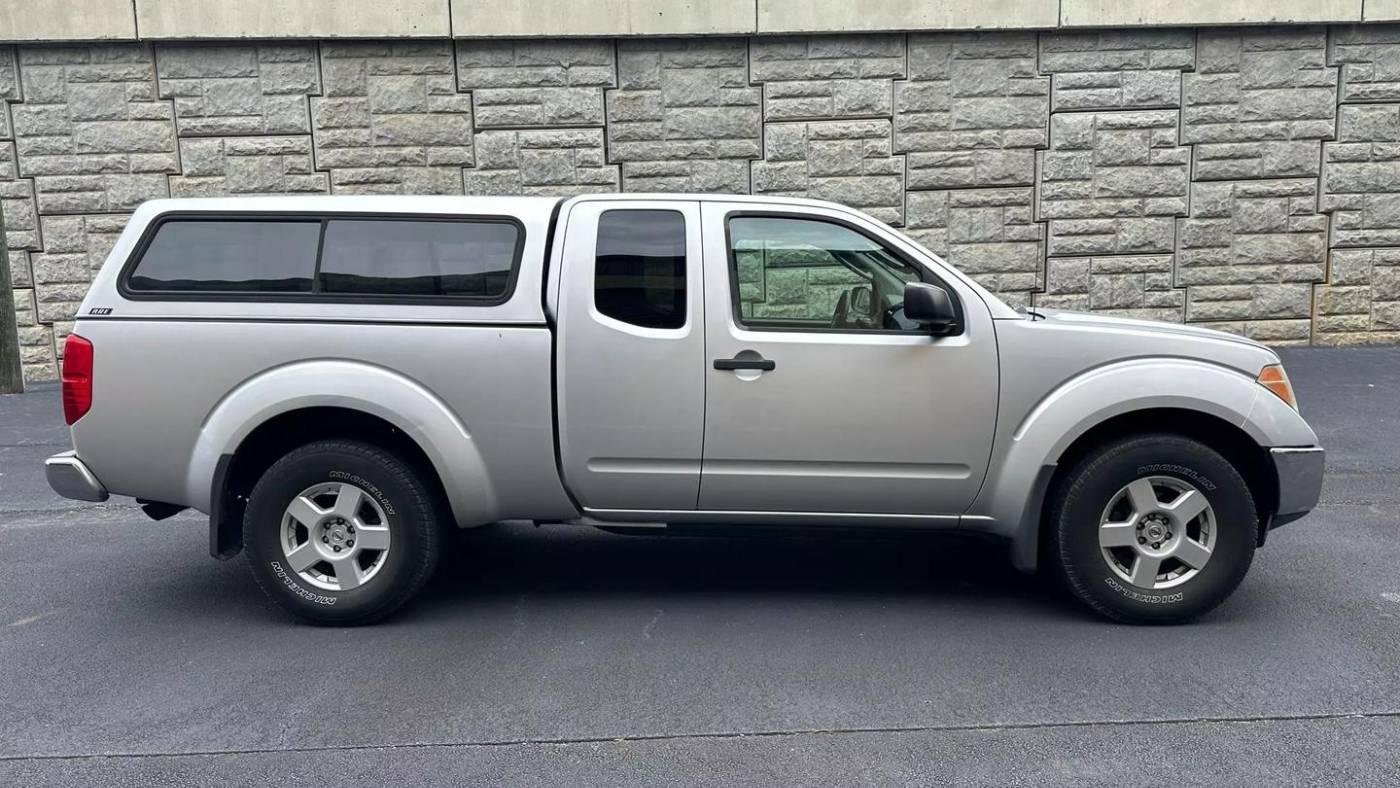 2006 nissan frontier le