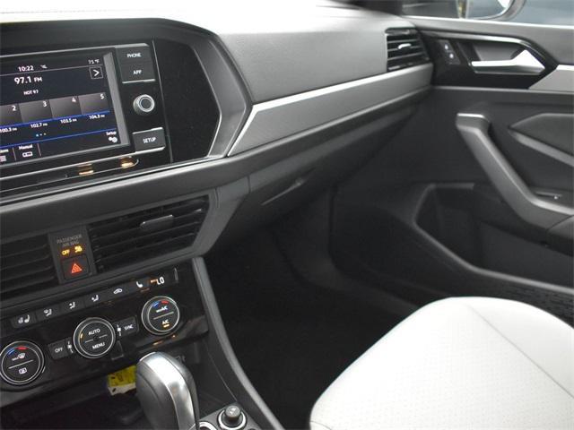 2019 volkswagen jetta 1.4t r-line