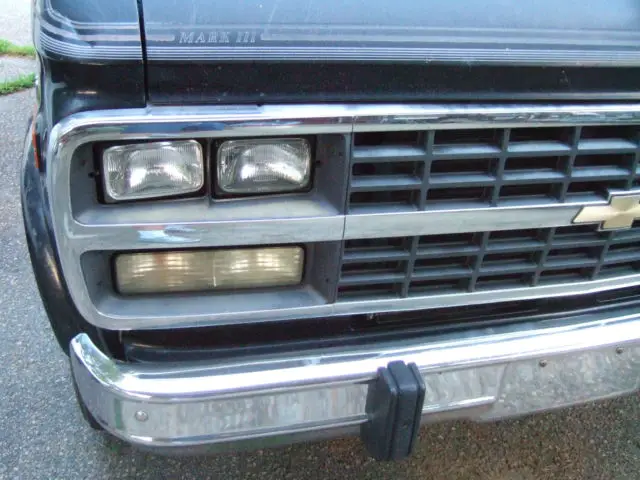 1993 chevrolet g20 mark iii conversion van. clean 4.2 liter v-6 192438 miles