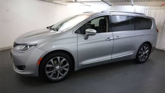 2017 chrysler pacifica limited