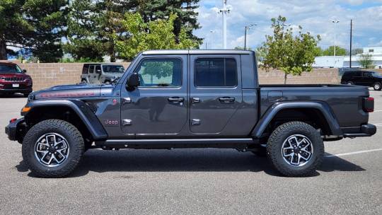 2024 Jeep Gladiator
