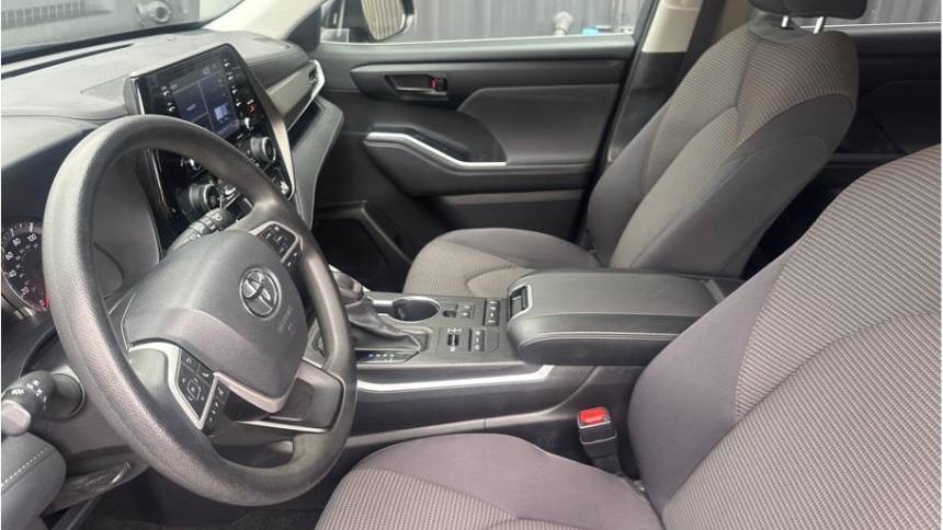2022 toyota highlander l