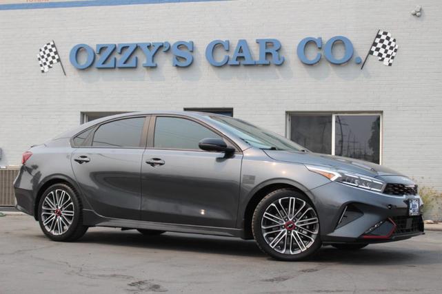 2022 kia forte gt