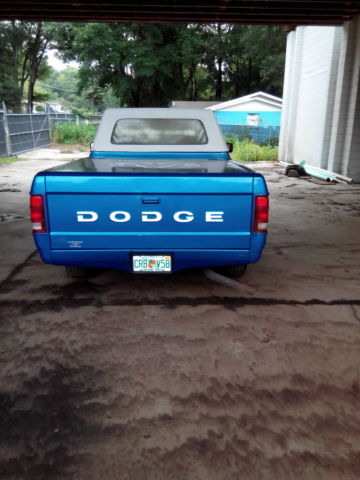 1990 dodge dakota, convertible, 4 cylinders, gas, automatic transmission