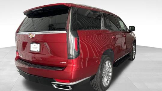 2024 Cadillac suv