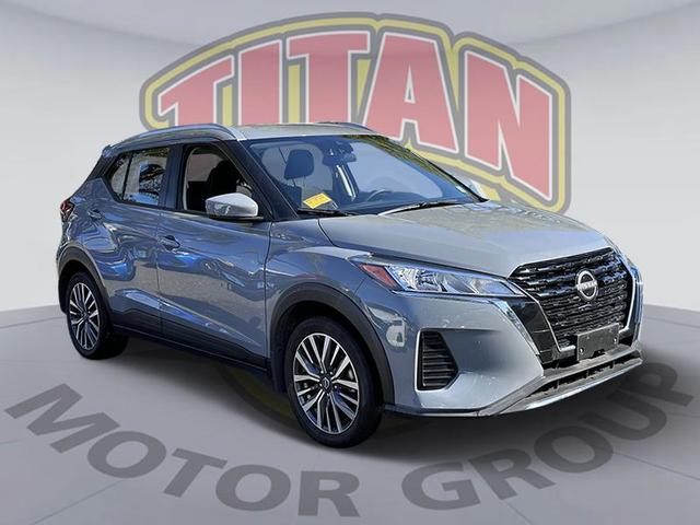 2022 nissan kicks sv