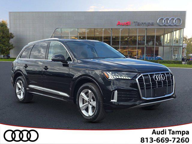 2024 audi q7 45 premium plus