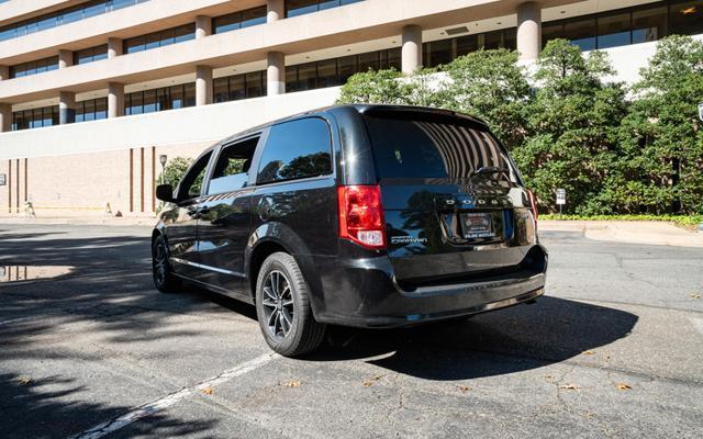 2018 dodge grand caravan se