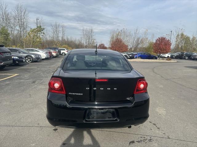 2012 dodge avenger se