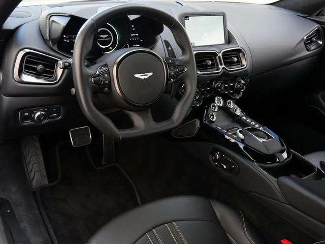 2023 aston martin vantage coupe