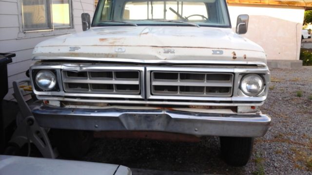 1971 ford f250 4x4 105000 miles clean title needs some body work runs