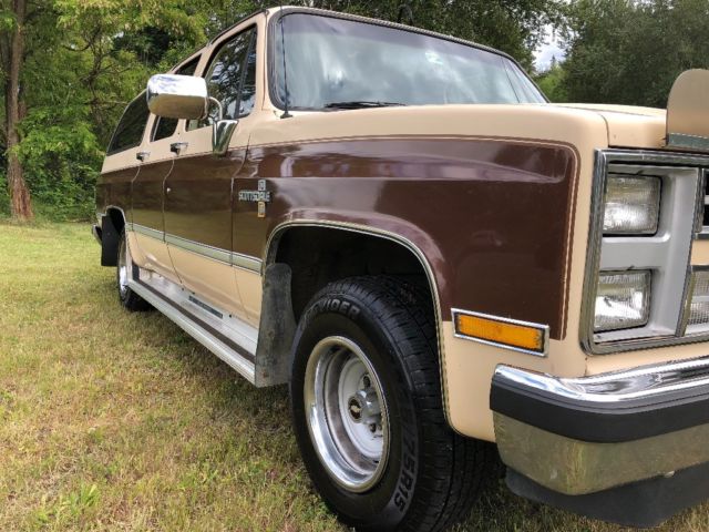 1988 chevy suburban