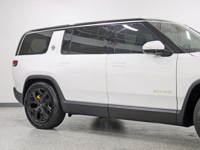 2022 rivian r1s launch edition