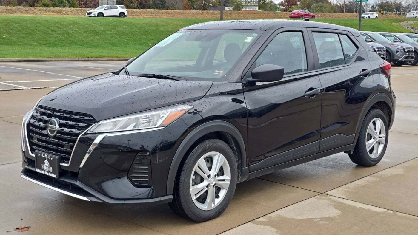 2021 nissan kicks s