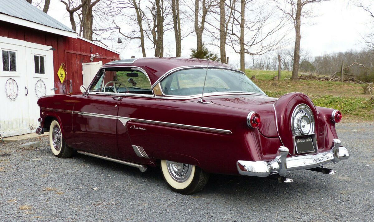 1954 ford crestline skyliner beautiful driver car!