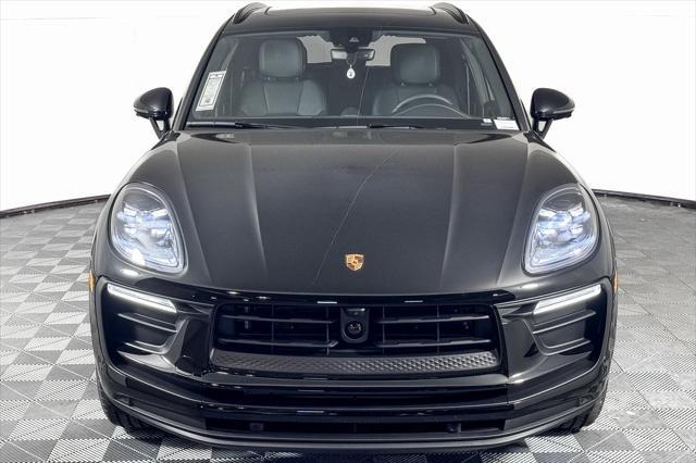 2024 porsche macan base