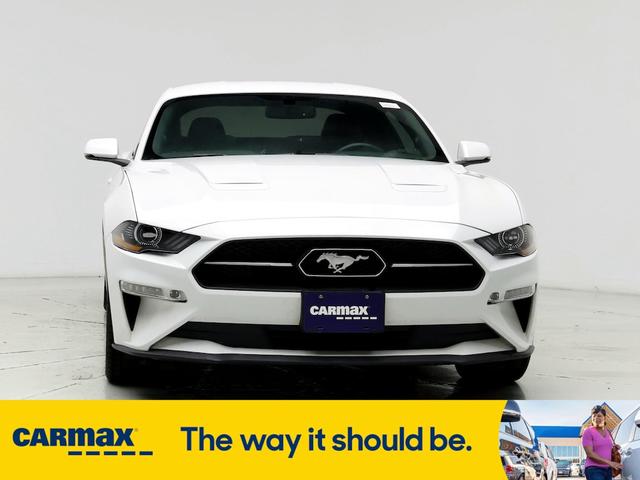 2020 ford mustang ecoboost premium