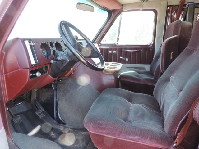 1988 chevrolet g20 van with wheel chair lift