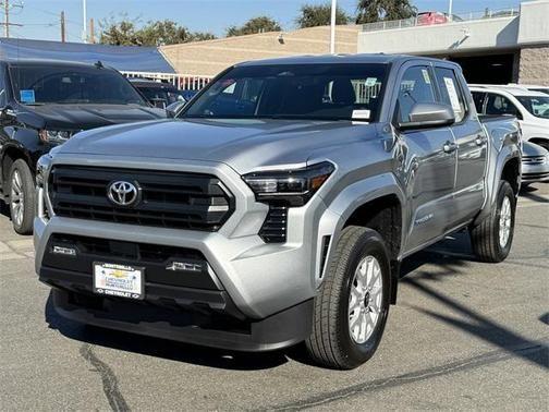 2024 toyota tacoma