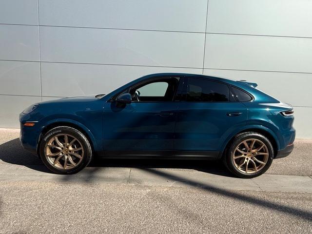 2024 porsche cayenne awd