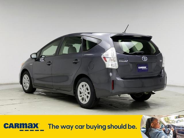 2013 toyota prius v two