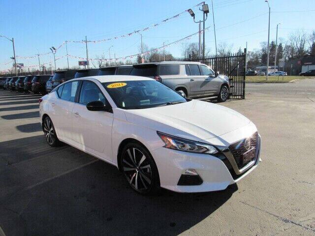 2021 nissan altima 2.5 sr